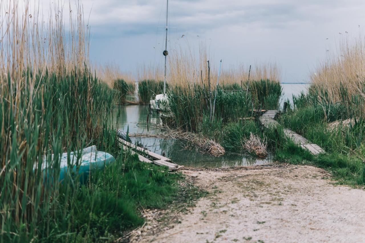 Csonakos Haz / The Boat House Villa Badacsonyors Luaran gambar